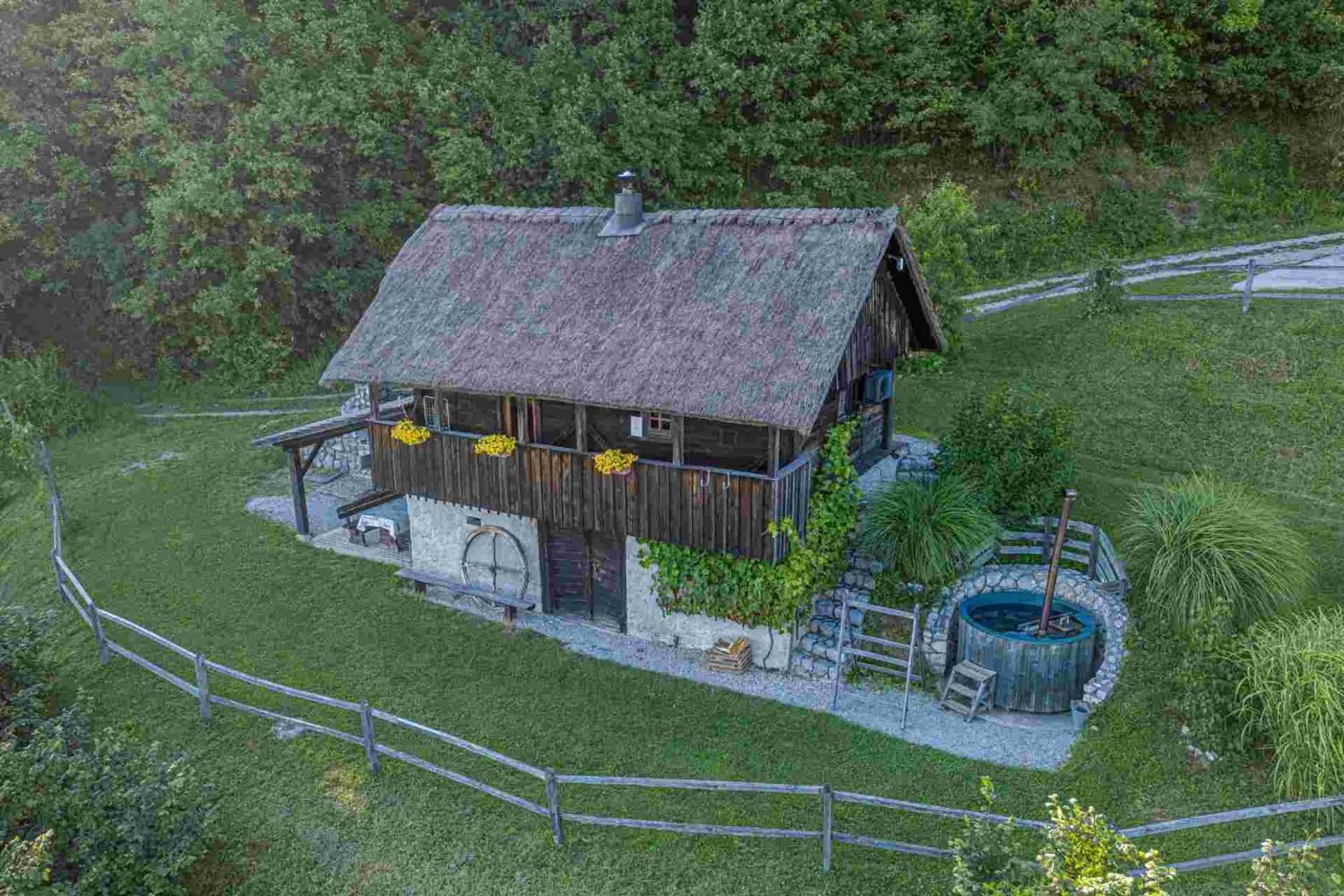 Vineyard Cottage Skatlar Otocec Exterior photo